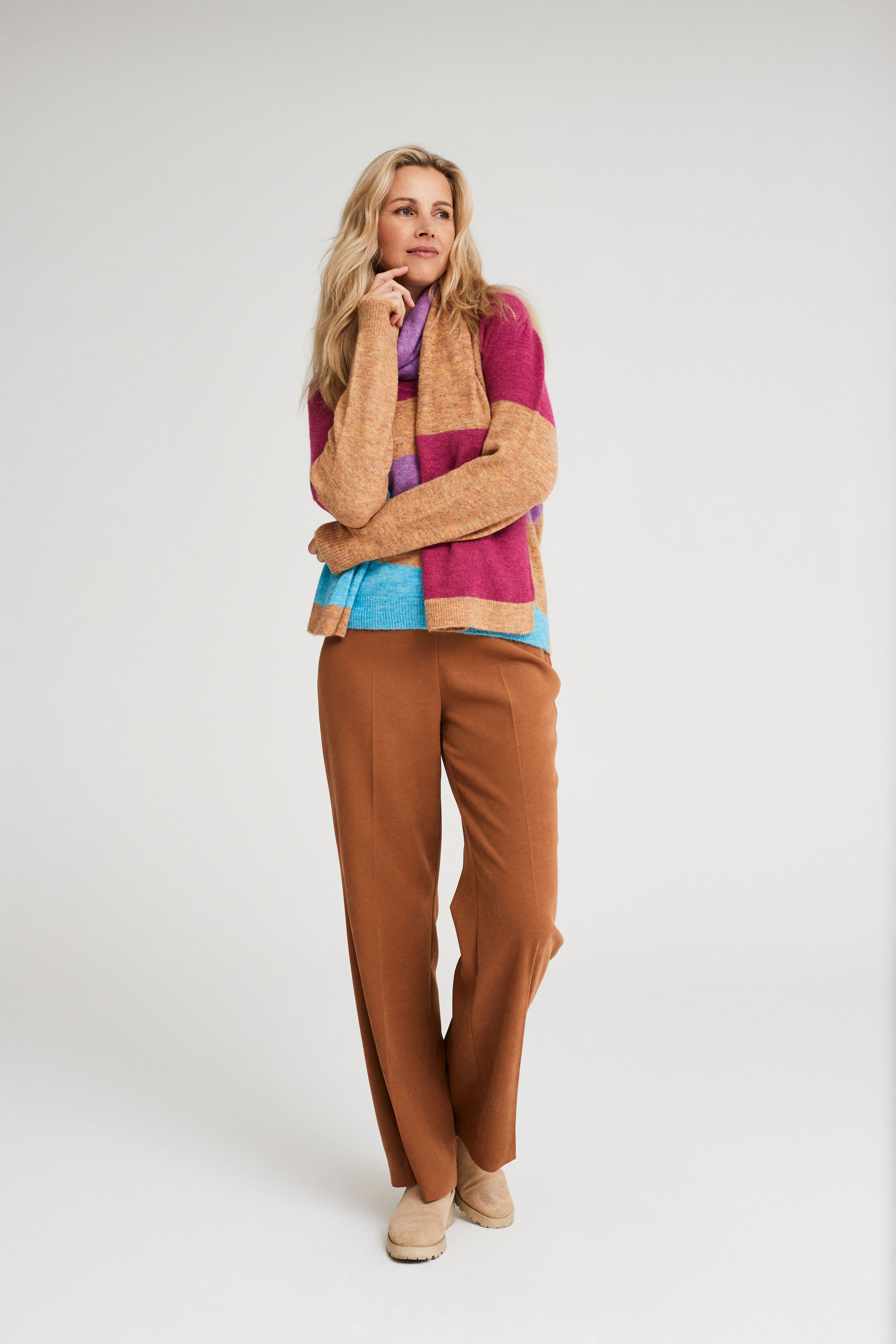 Pantalon large en peau de p&ecirc;che - may