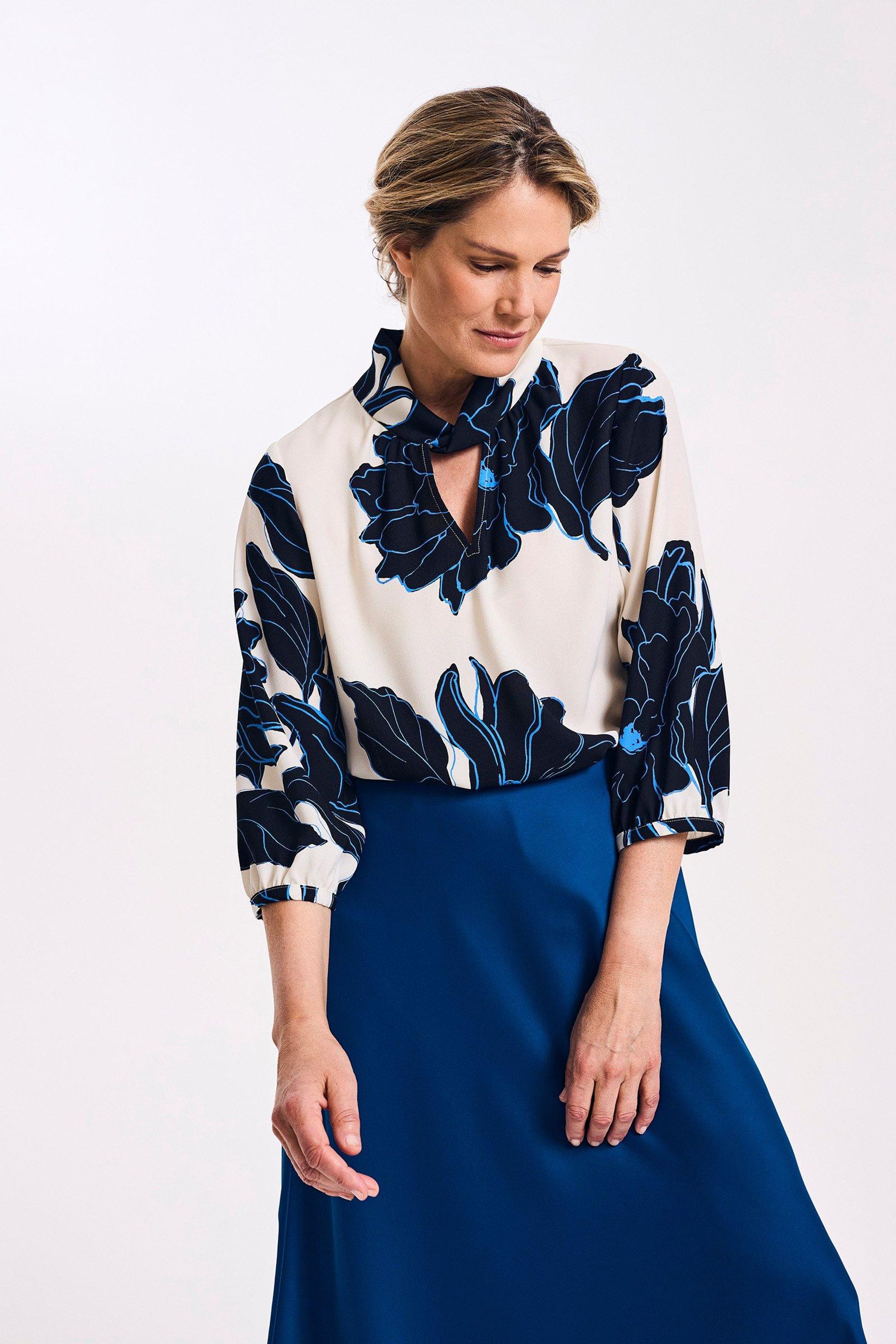 Blouse in cr&ecirc;pe met bloemenprint - may