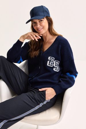 Cardigan - Varsity cardigan met V-hals