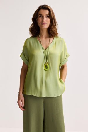 V-halsblouse in glanzend satijn - may