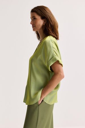 Hemden - V-halsblouse in glanzend satijn