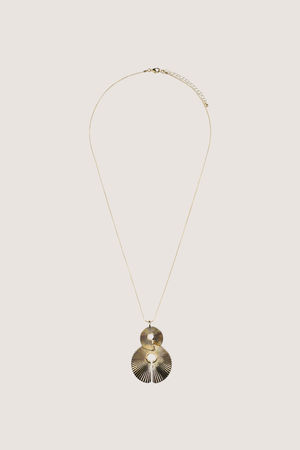 Collier dor&eacute; avec pendentif - may