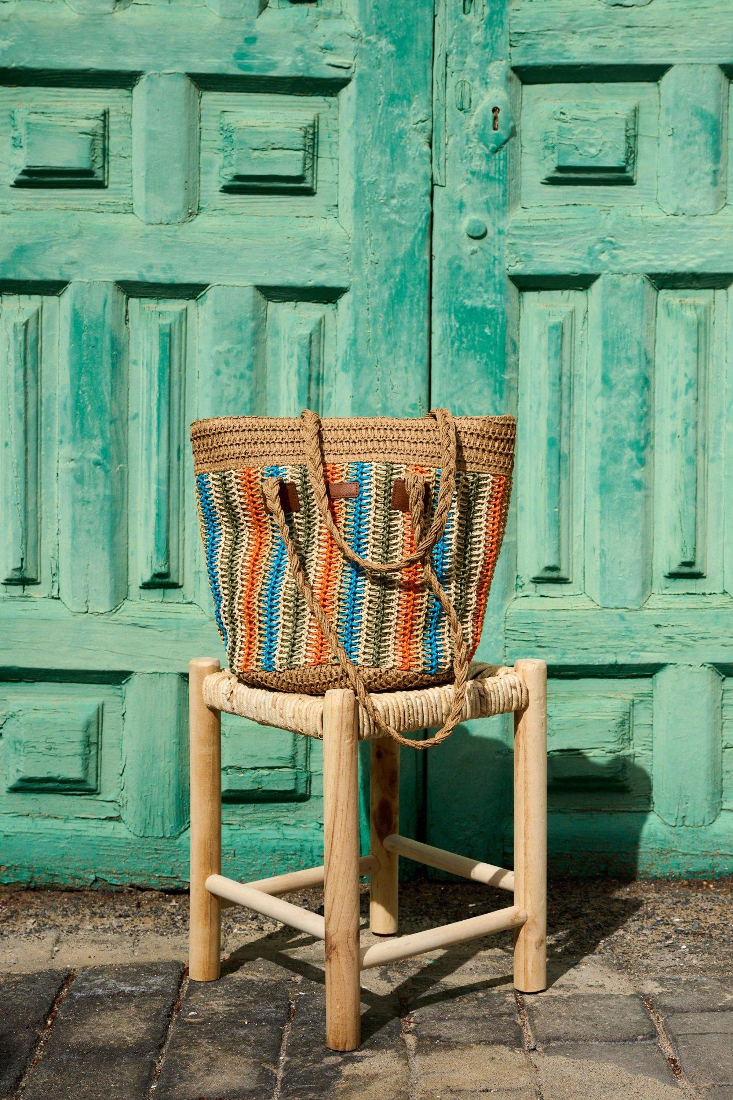 Gestreepte shopper in raffia - may