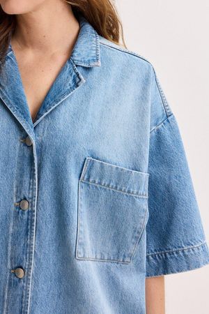 Kleedjes - Korte hemdjurk in denim