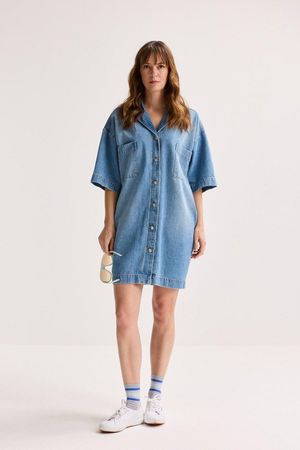 Kleedjes - Korte hemdjurk in denim
