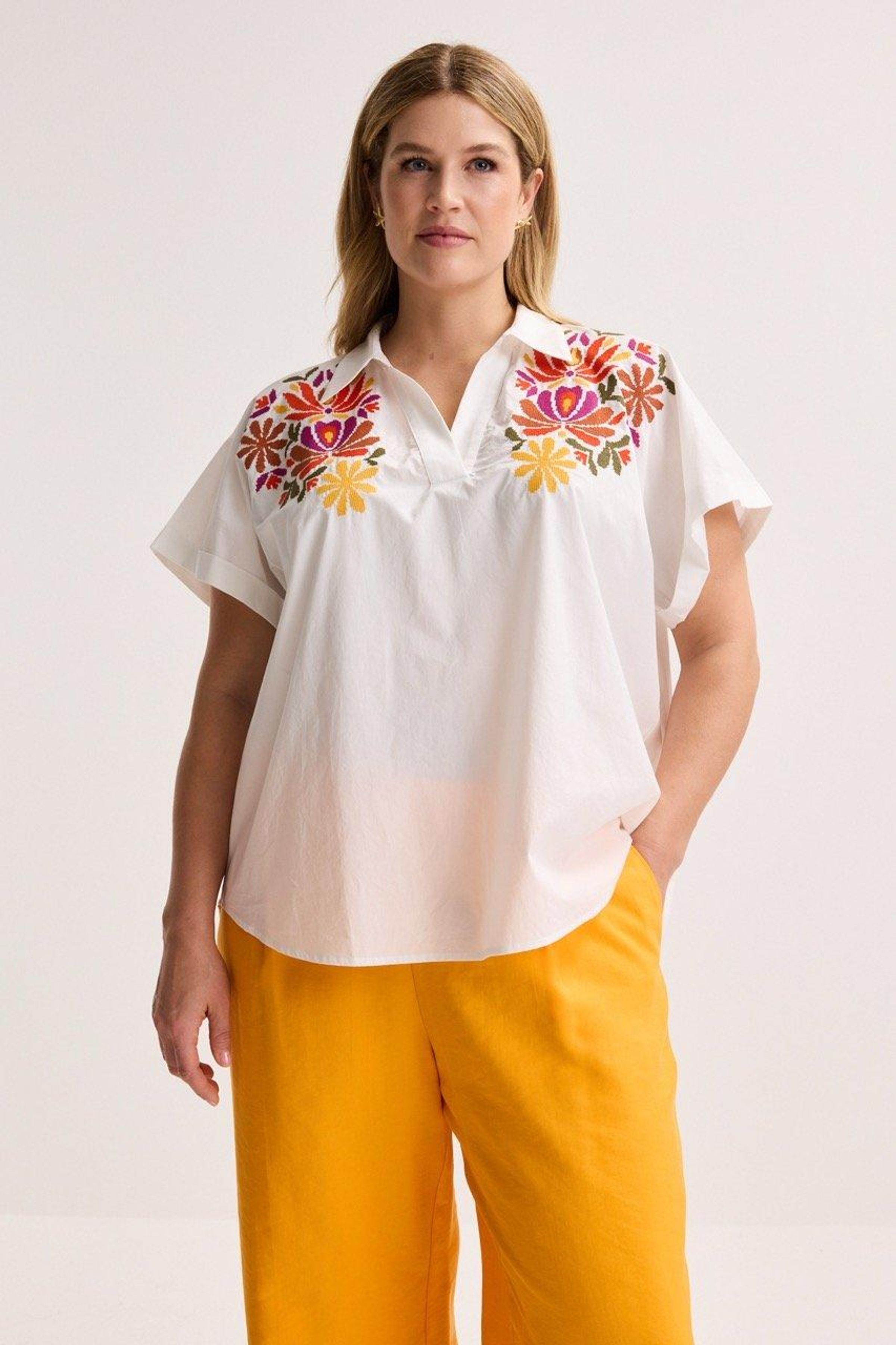 Blouse met kruissteek - ame