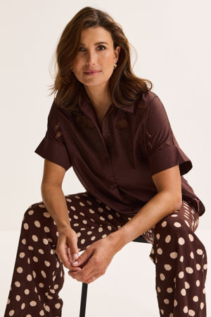 Chemises - Blouse brod&eacute;e en popeline