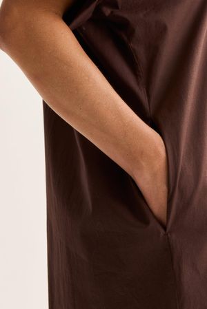 Robes - Robe en popeline brod&eacute;e