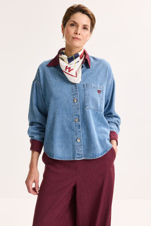 Denim shacket met corduroy details