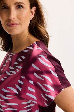 Sweatvest - T-shirtblouse met satijnen front
