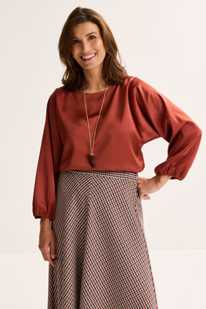 Hemden - Satijnen blouse op elastiek