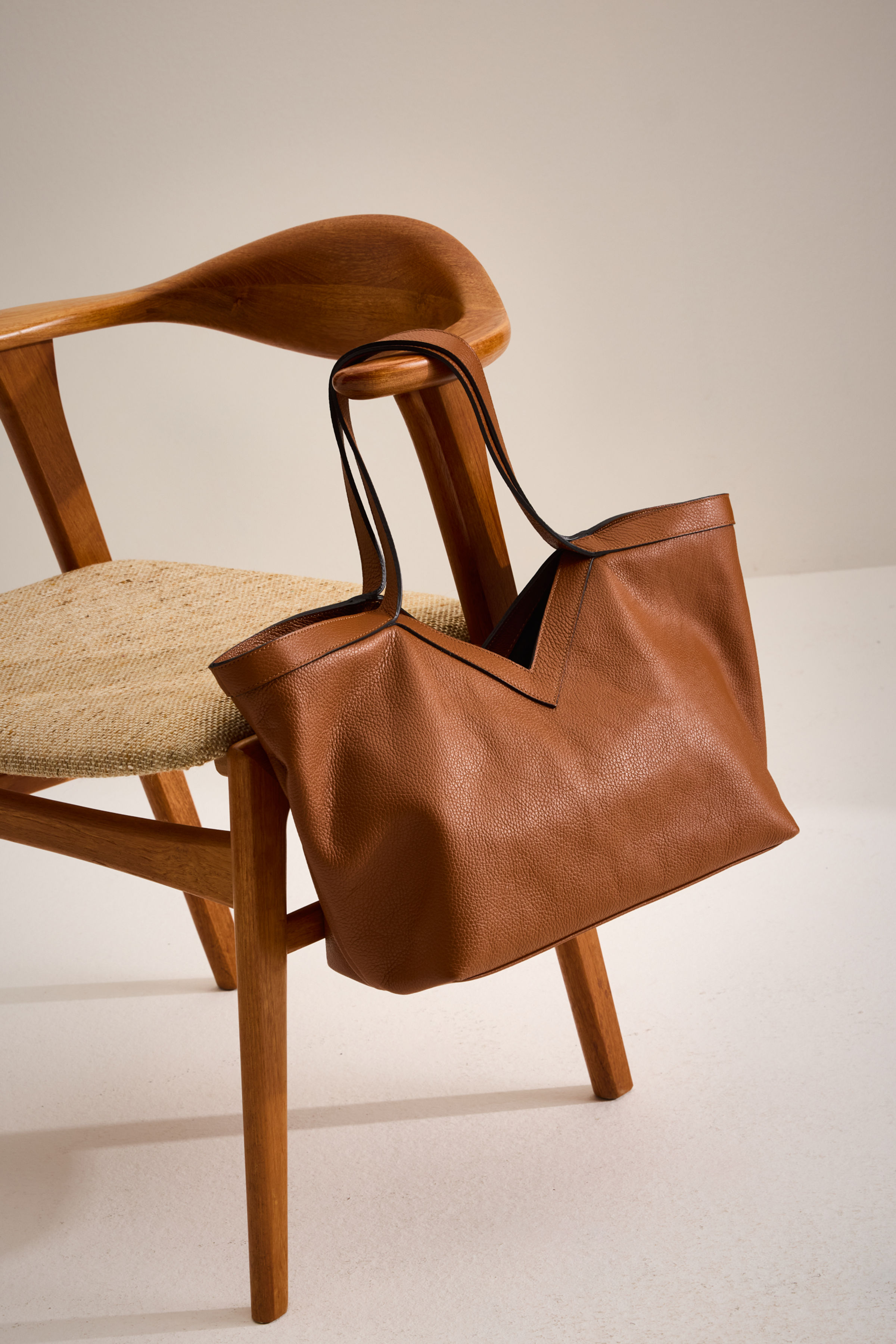Cabas en cuir grain&eacute; - may