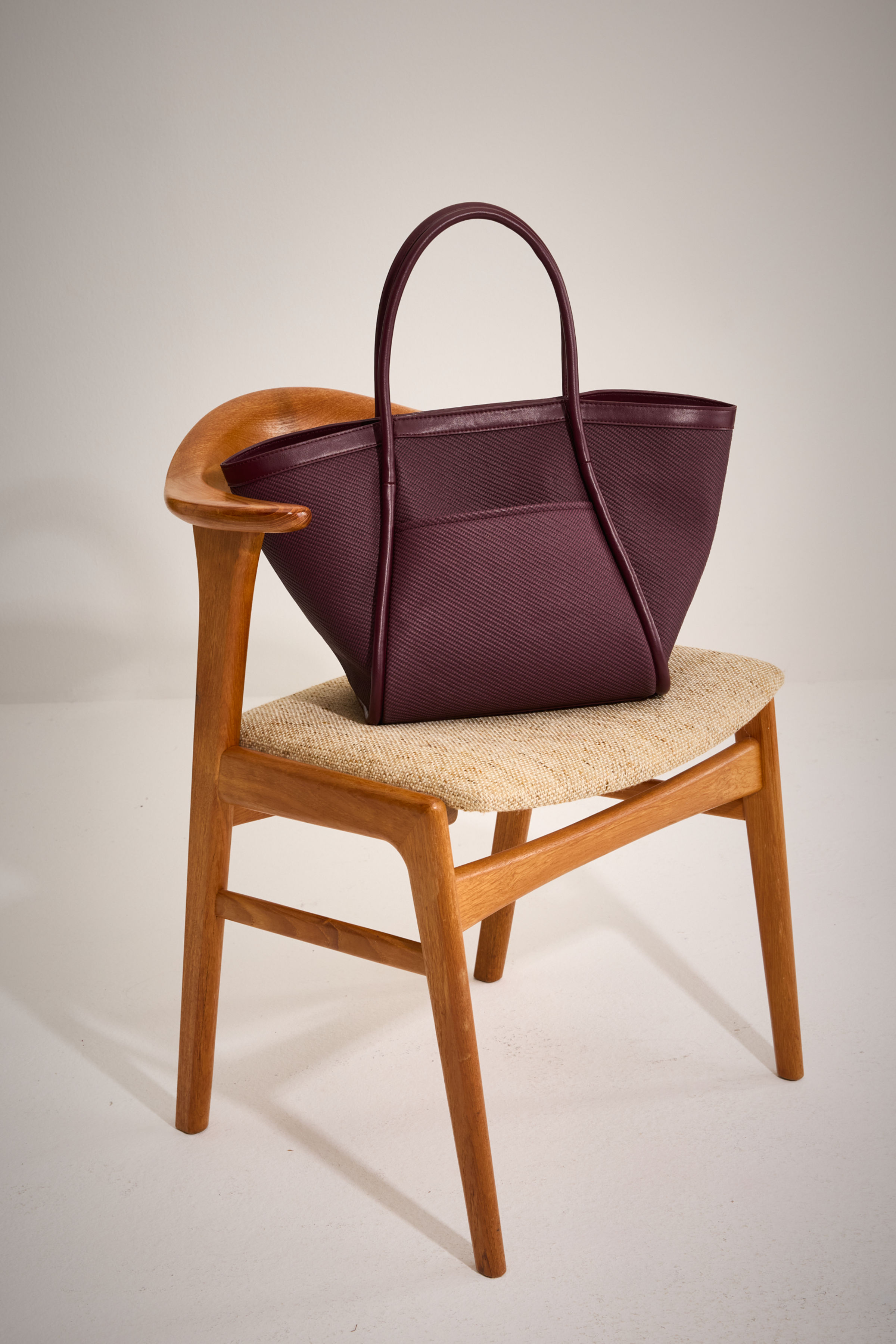 Shopper met trapezevorm - may