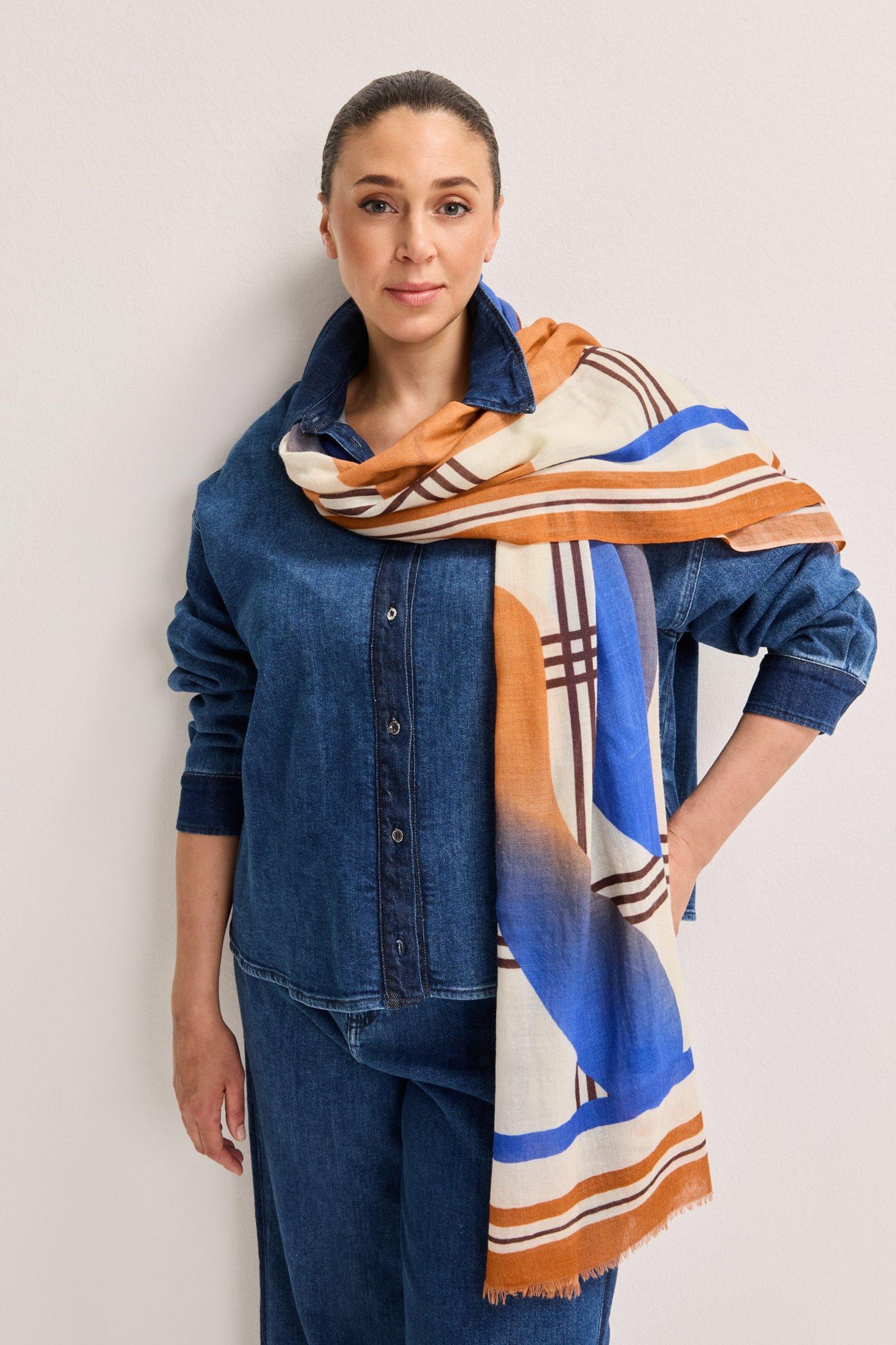 Wollen sjaal met astracte print - may