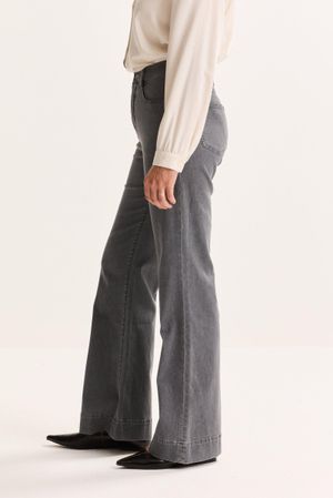 Broeken - Bootcut jeans met hoge taille