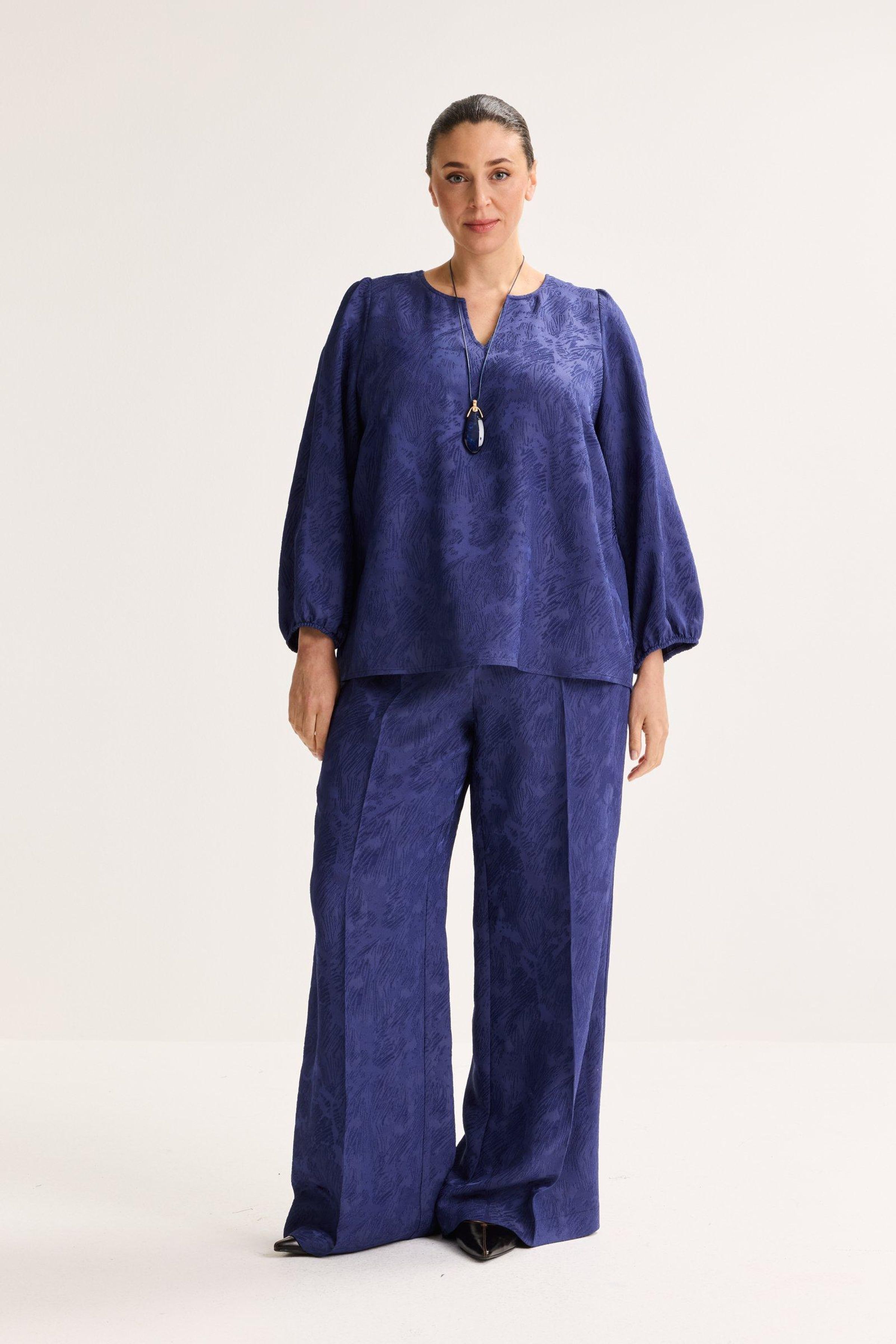  Pantalon ample en satin jcquard - may