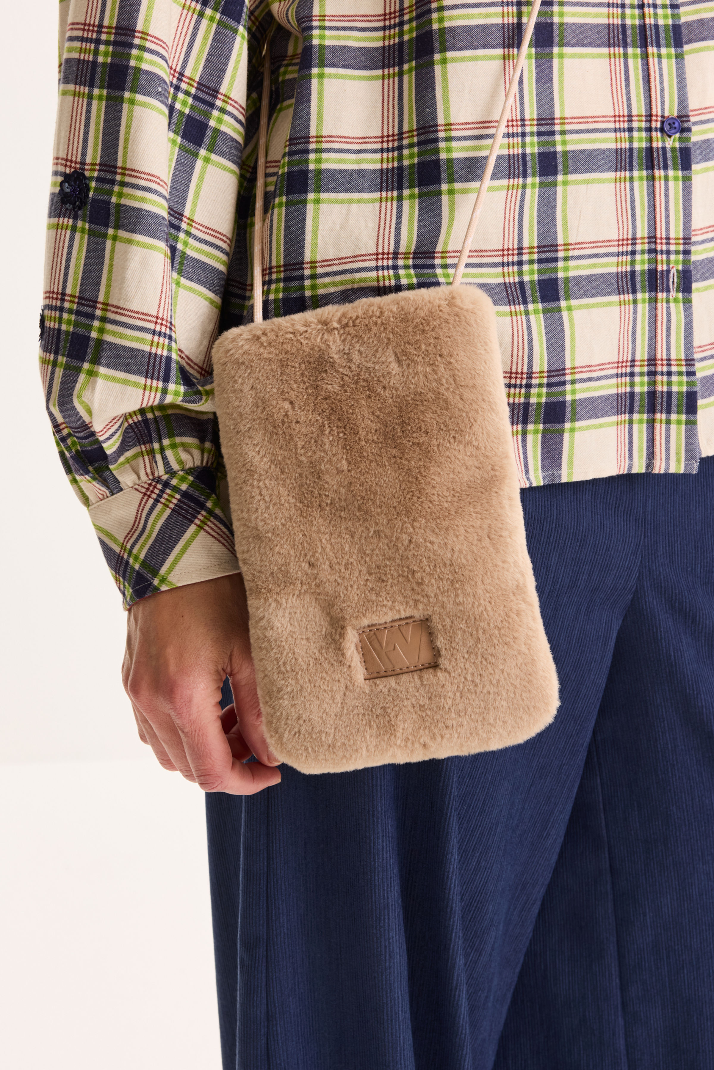 Etui &agrave; t&eacute;l&eacute;phone - ame