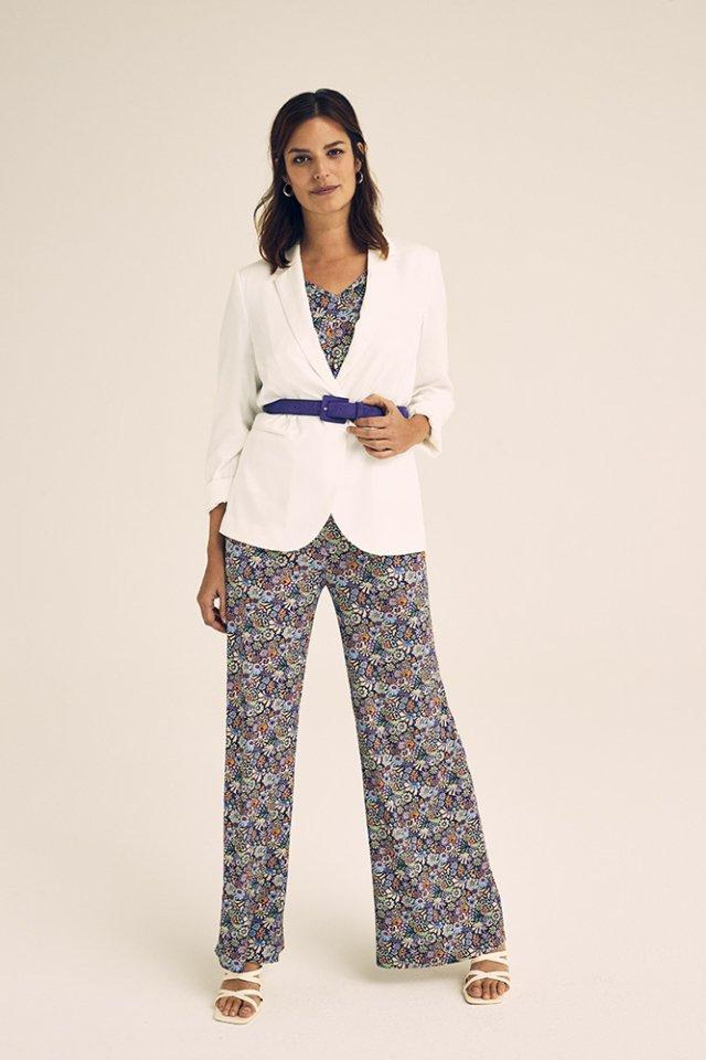 Casual Chic - 