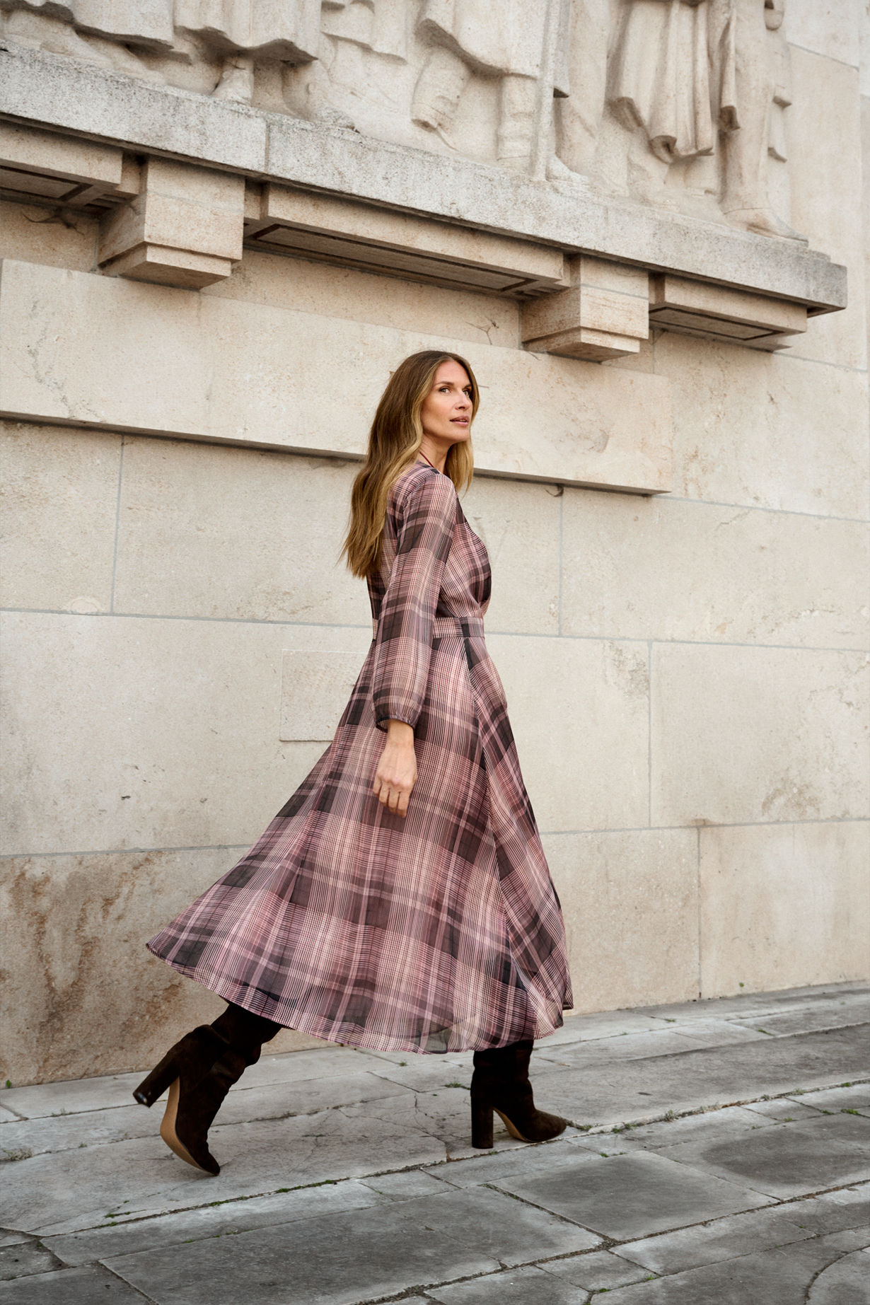 MAYERLINE LOOKBOOK